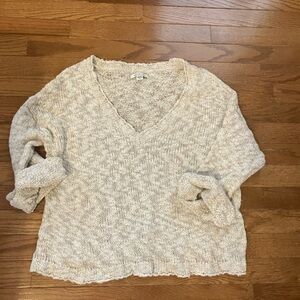 American Eagle women’s small sweater, crochet style. Cream. K